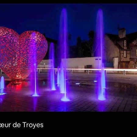 Superbe T2 De Caractere Au Centre Classe 3 Etoiles Troyes Ngoại thất bức ảnh